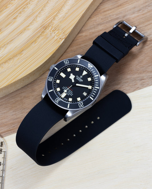 Premium FKM Rubber Single Pass Strap - Hatch Weave - Black