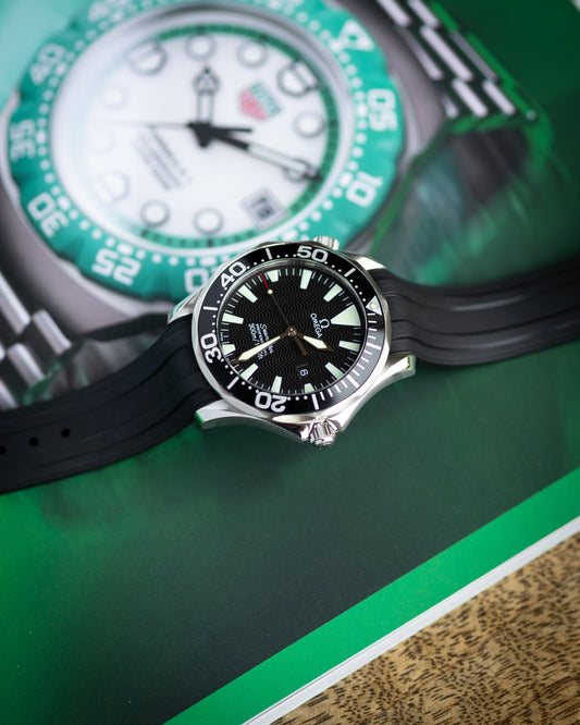 Premium Fitted FKM Rubber Strap - For Omega Seamaster Black