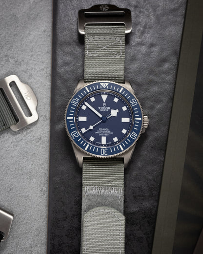 The Adventurer - Tubular Nylon Single Pass Hook and Loop Watch Strap - Grey