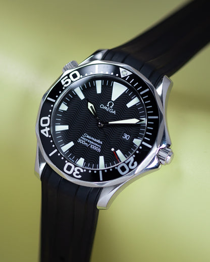 Premium Fitted FKM Rubber Strap - For Omega Seamaster Black