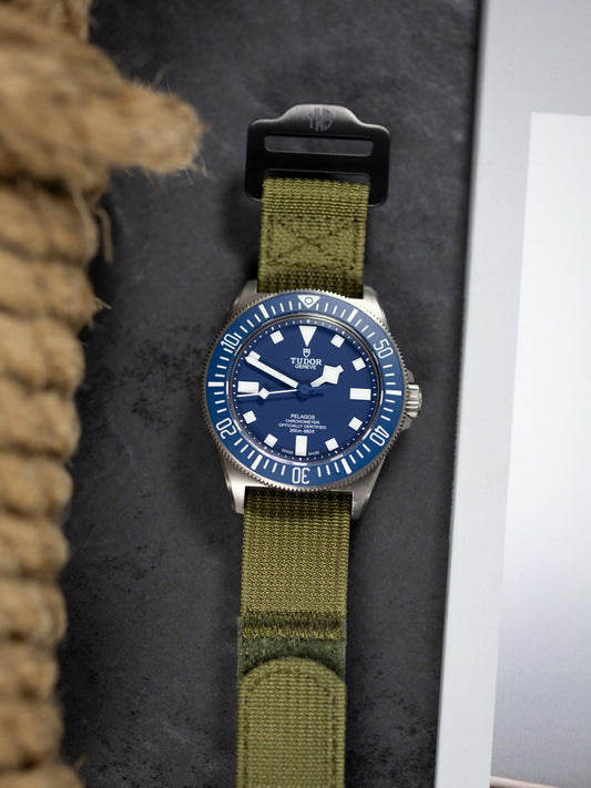The Adventurer Blackout - Ribbed Nylon Single Pass Hook and Loop Watch Strap - Forest Green
