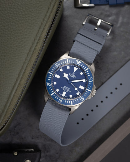 Premium FKM Rubber Single Pass Strap - Hatch Weave - Grey