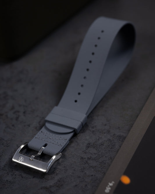 Premium FKM Rubber Single Pass Strap - Hatch Weave - Grey
