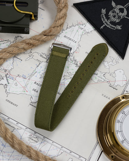 The Nomad Canvas Single Pass - Deployment Clasp - Green