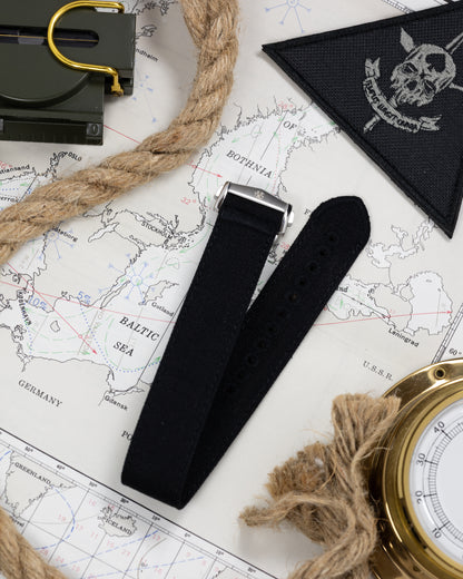 The Nomad Canvas Single Pass - Deployment Clasp - Black