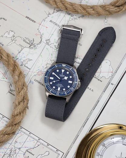 The Nomad Canvas Single Pass - Deployment Clasp - Grey