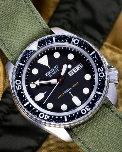 The Nomad Canvas Single Pass - Deployment Clasp - Green