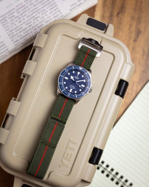 The Adventurer Elastics - Single Pass Hook and Loop Watch Strap - Green Red